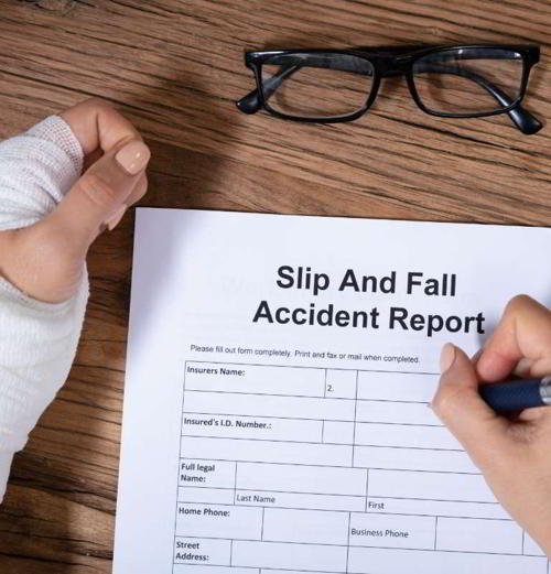 Slip and Fall accident orange county shopping center